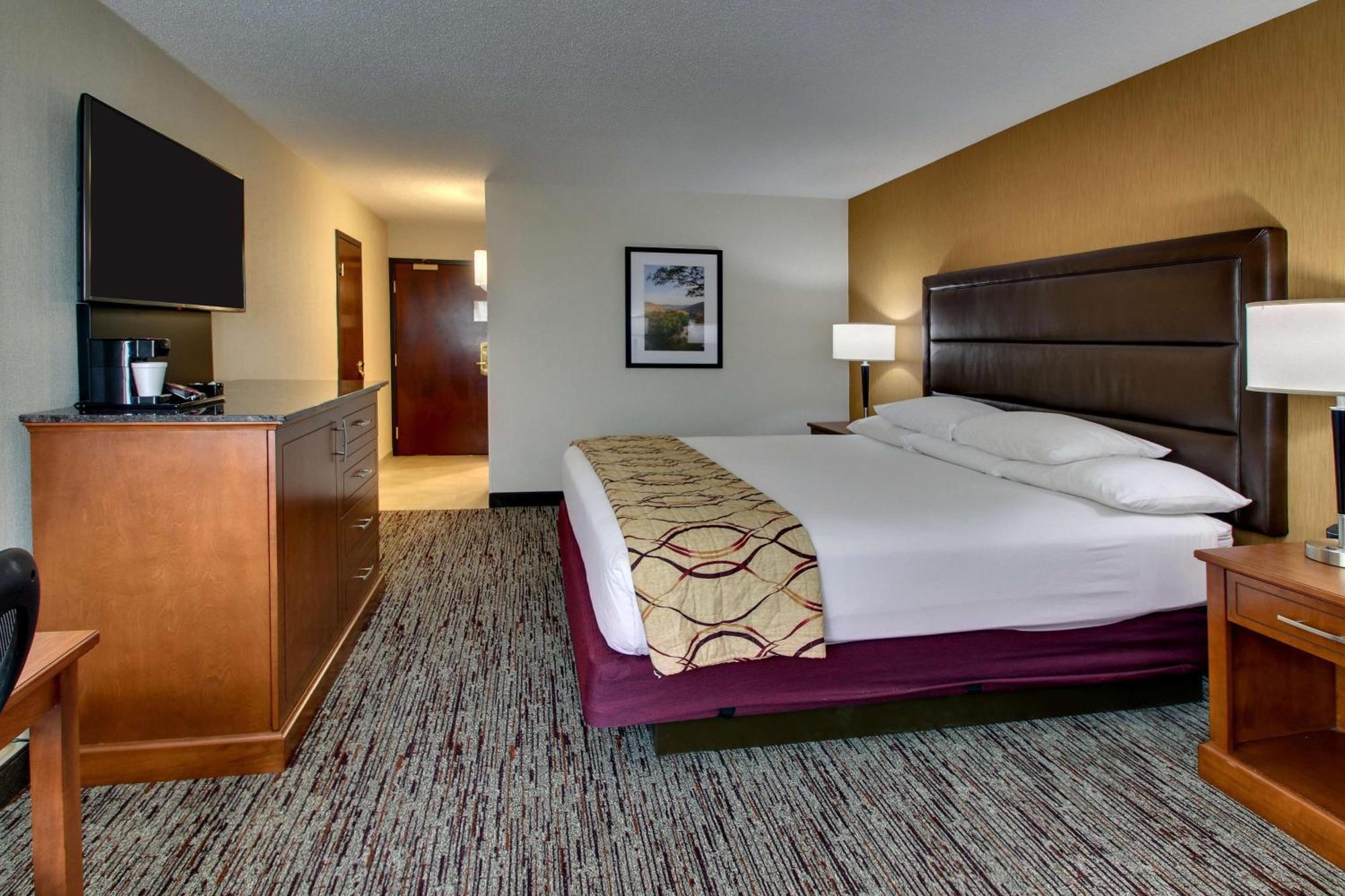 Drury Inn & Suites Боулинг Грин Экстерьер фото