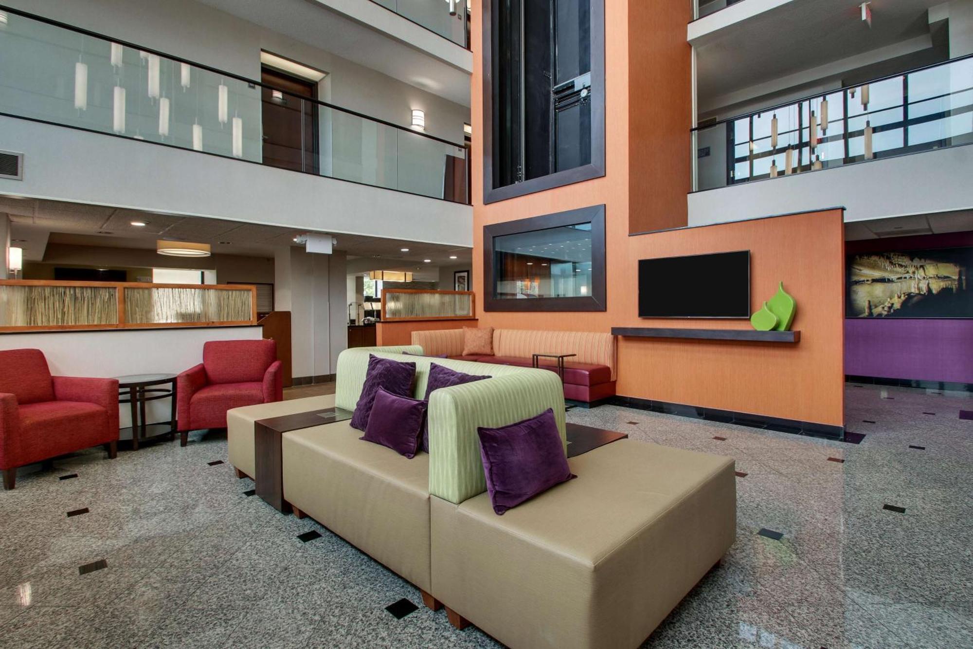 Drury Inn & Suites Боулинг Грин Экстерьер фото